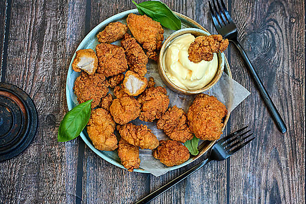 Chicken Nuggets (6 Pcs)